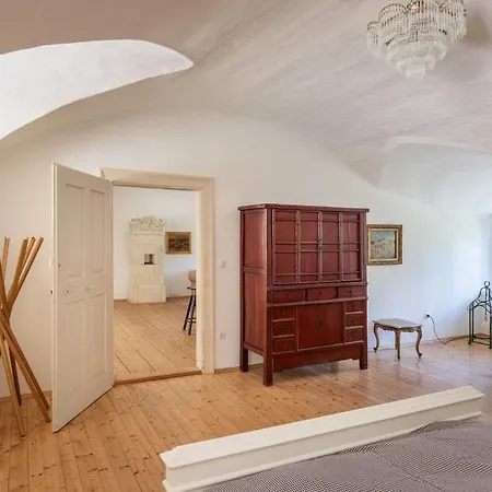 Beschliesserwohnung Schloss * Hollenegg