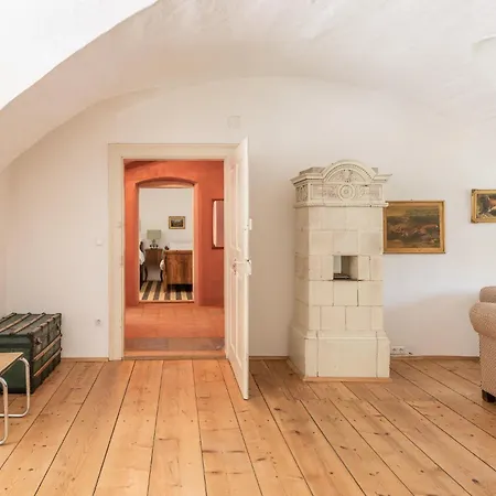 Апартаменты Beschliesserwohnung Schloss